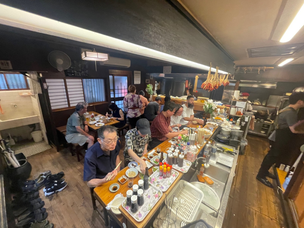 「孤独のグルメ」にも登場!宇都宮を代表する人気古典酒場「酒場 庄助」を徹底解剖