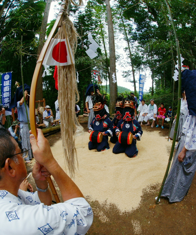 「厄除け祭り」　