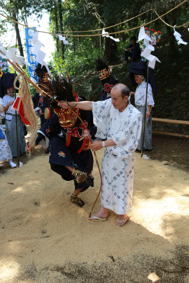 「主役登場」