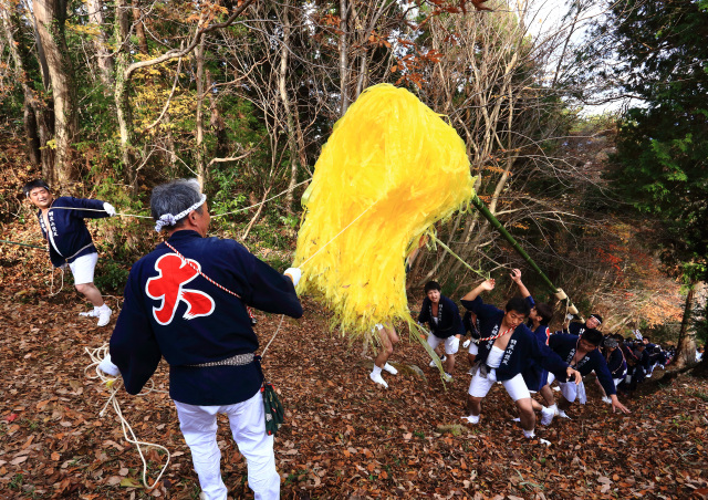 「山道をあがれ!!」