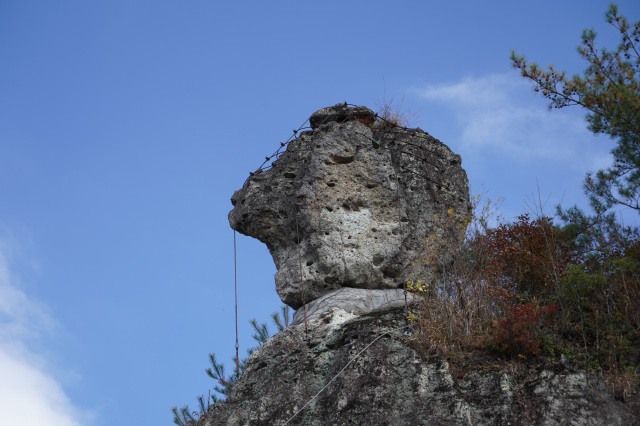 天狗の投げ石