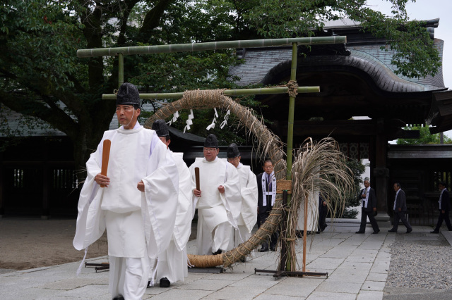 二荒山神社大祓式・茅の輪くぐり