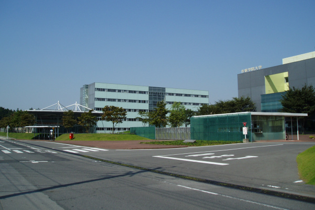 作新学院大学