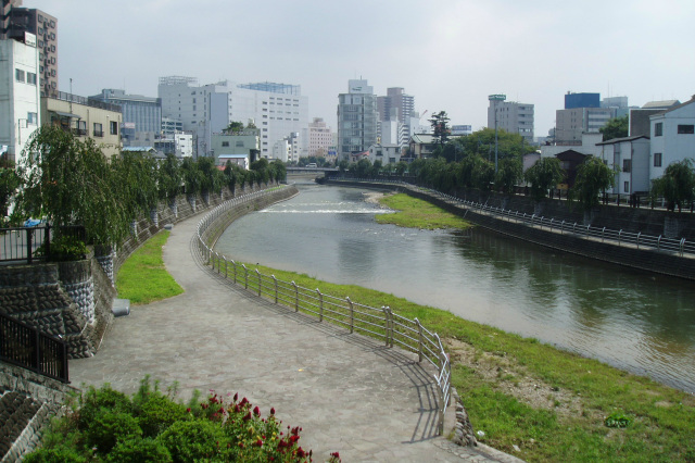 田川